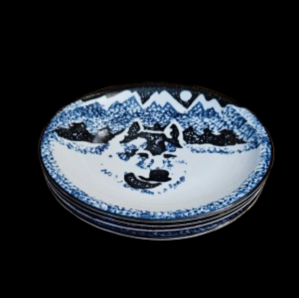 *Wolf by Tienshan Set Of 4 Salad/Dessert Plates
